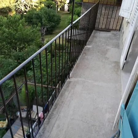 Des Lucioles 2 Apartment *